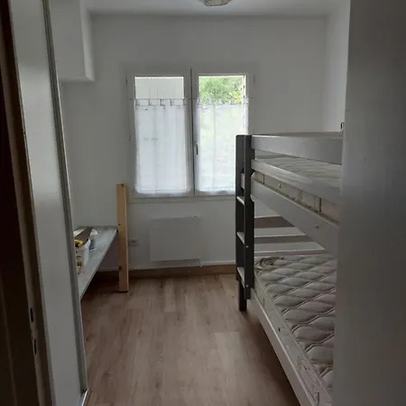 Le Clos Saujonnais 2 Nyaraló